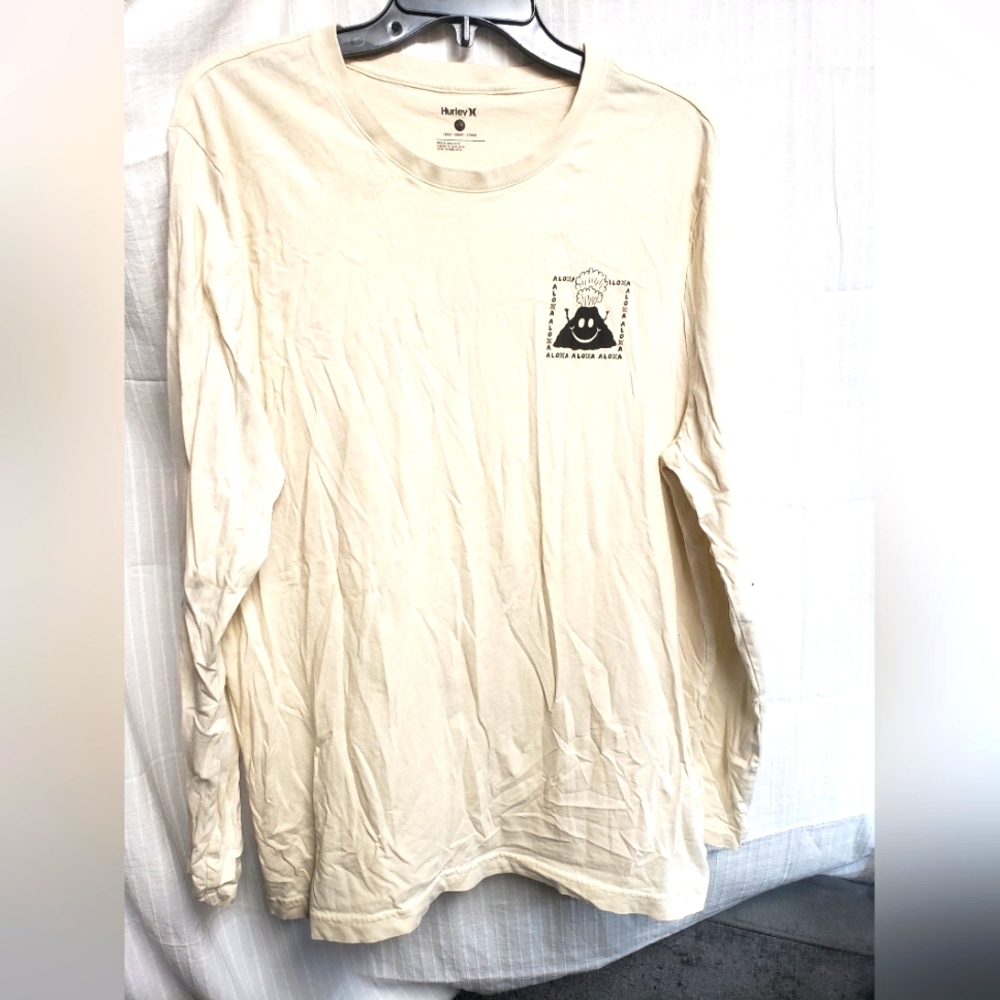 Woman long-sleeved shirt